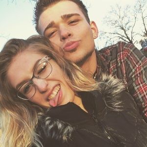 Meet your Posher, Alexus